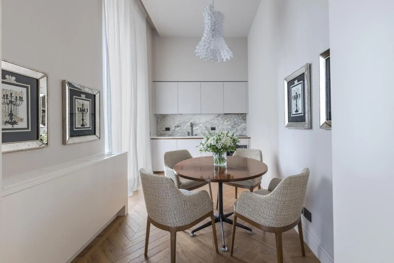 Palazzo Signoria Luxury Apartments 2-David Florence